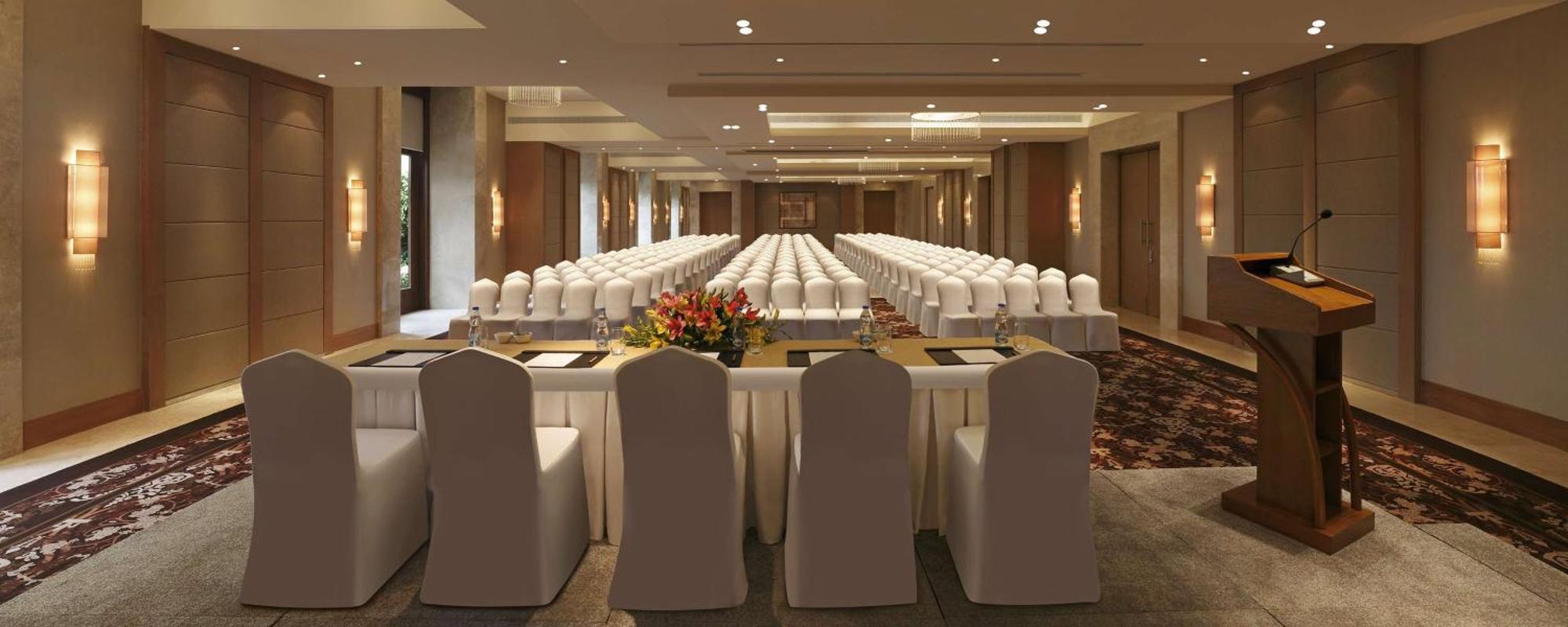 Doubletree By Hilton Agra Otel Agra  Dış mekan fotoğraf